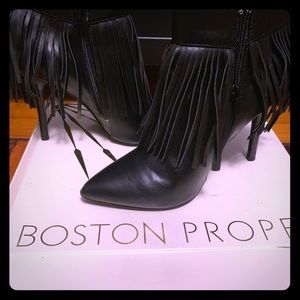 Fringe shoe boots